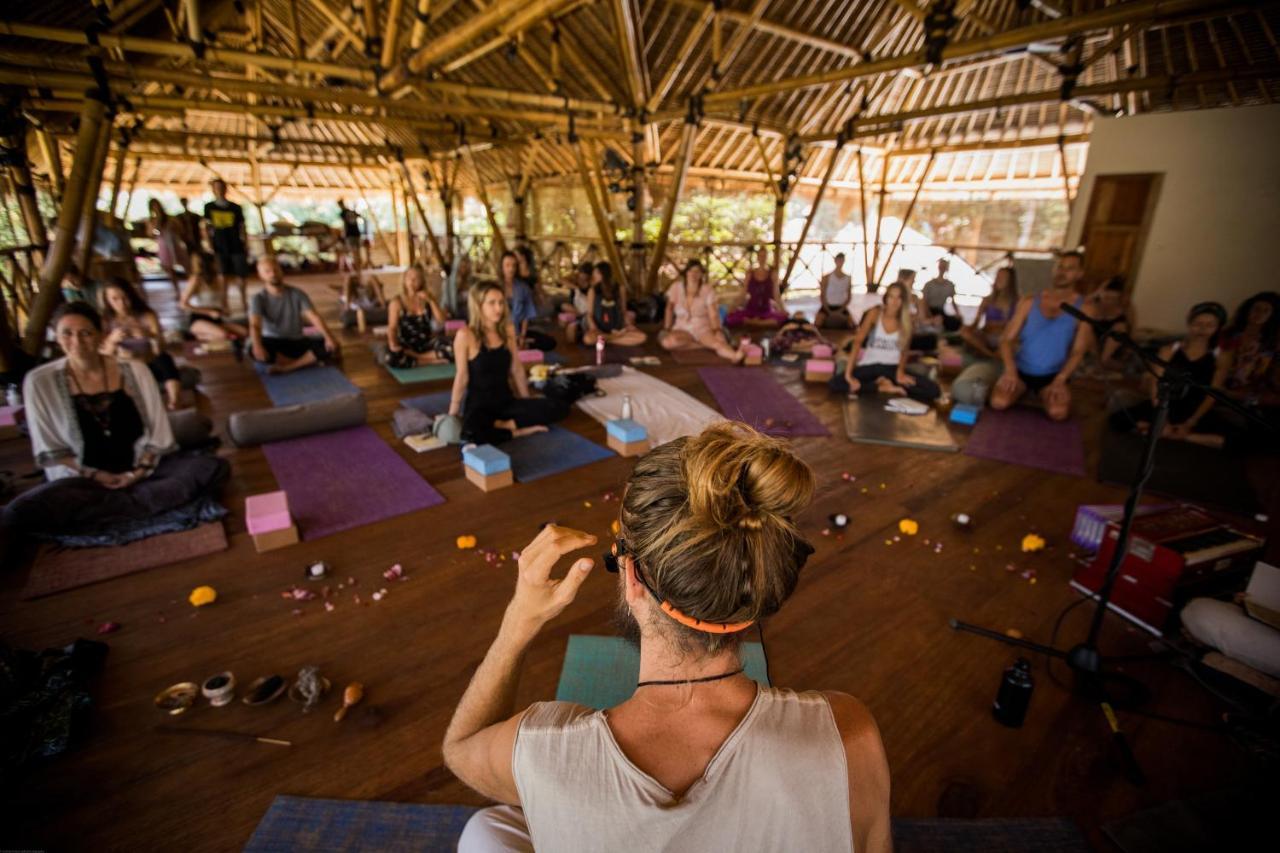 Flowers & Fire Yoga Garden Νησιά Γκίλι Εξωτερικό φωτογραφία